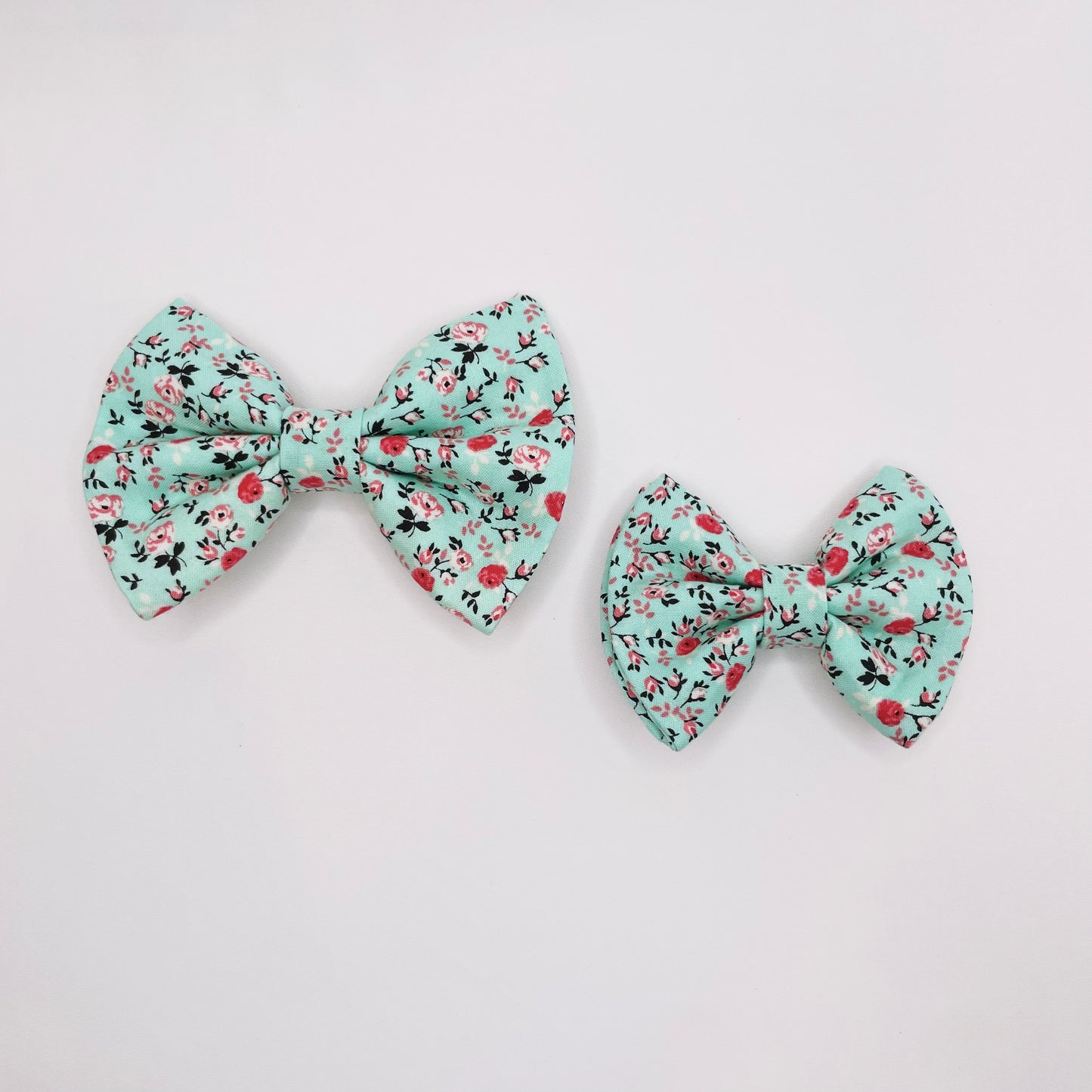Turquoise Flowers Bow Tie