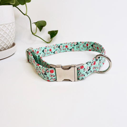 "Turquoise Flowers" Collar