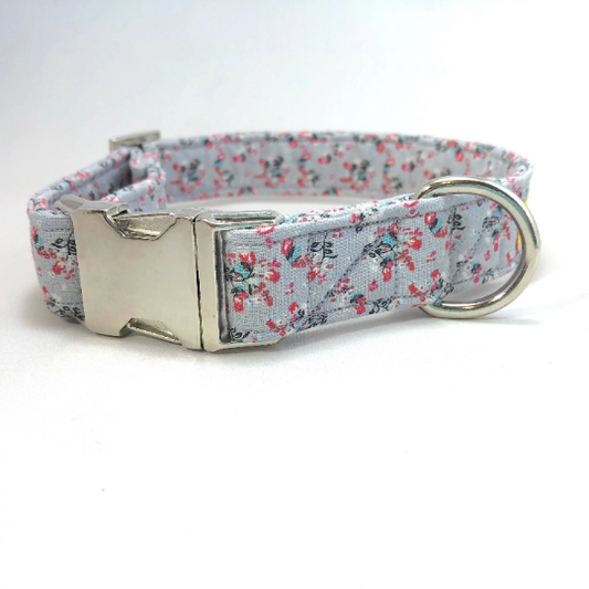 "Vintage Roses" Collar