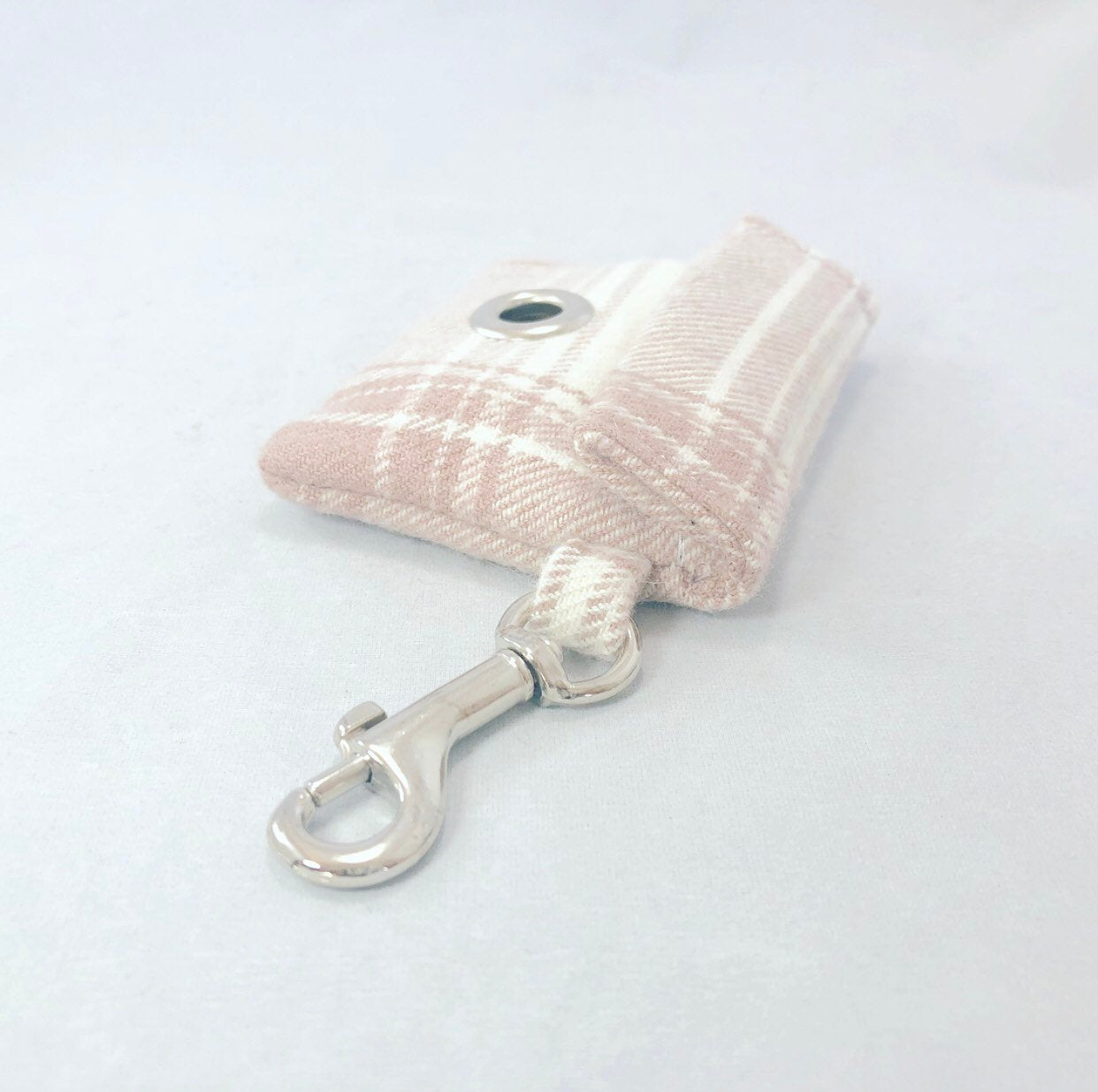 "Pearl" Poop Bag Holder